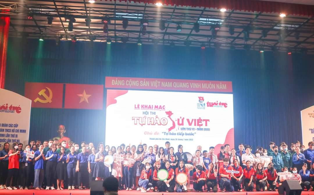 Đông đảo các bạn đoàn viên, sinh viên cùng tham gia hội thi. Đông đảo các bạn đoàn viên, sinh viên cùng tham gia hội thi.