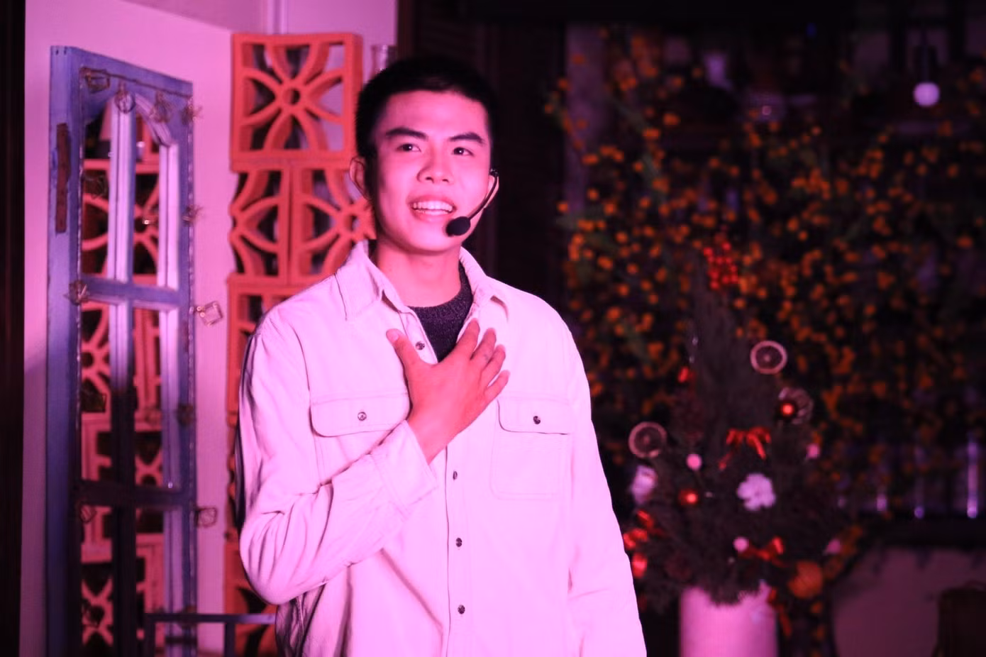 Thái Thái - Chủ nhiệm CLB Kịch Khoa Báo chí và Truyền thông. (Ảnh: NVCC)