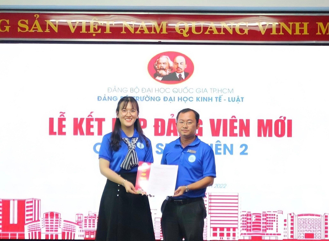 Với sự nỗ lực, cố gắng Kim Thái đã được kết nạp Đảng. (Ảnh: NVCC)