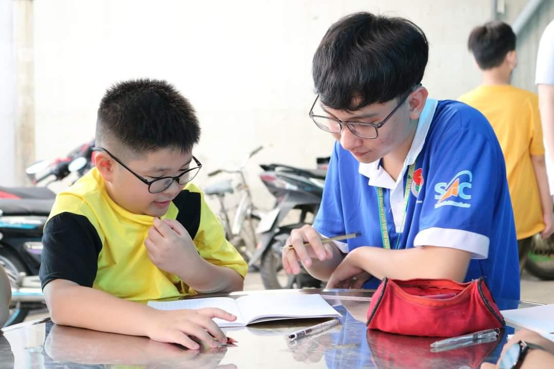 Chương trình “Gia sư áo xanh 2022” đã thu hút nhiều sinh viên tình nguyện ở các trường trên địa bàn TP. HCM tham gia.