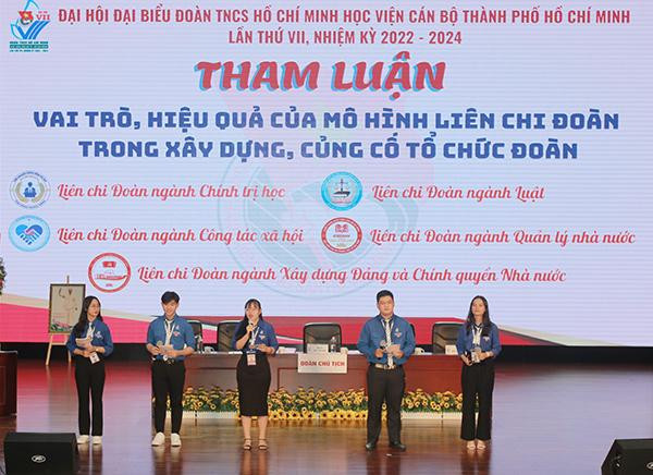 Các đại biểu tham dự Đại hội được nghe các chuyên đề chia sẻ về những hiến kế cho công tác Đoàn. Các đại biểu tham dự Đại hội được nghe các chuyên đề chia sẻ về những hiến kế cho công tác Đoàn.