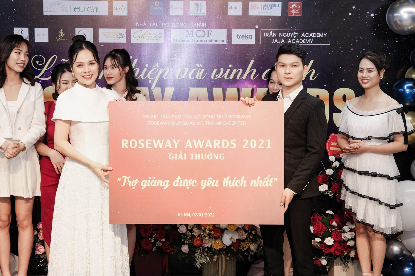 Hải giành giải thưởng “Trợ giảng được yêu thích nhất”. Hải giành giải thưởng “Trợ giảng được yêu thích nhất”.