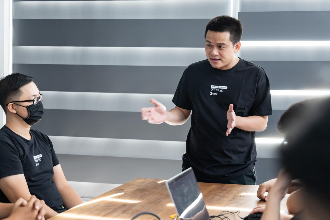 Lực vẫn kiên trì đi theo con đường khởi nghiệp của mình.