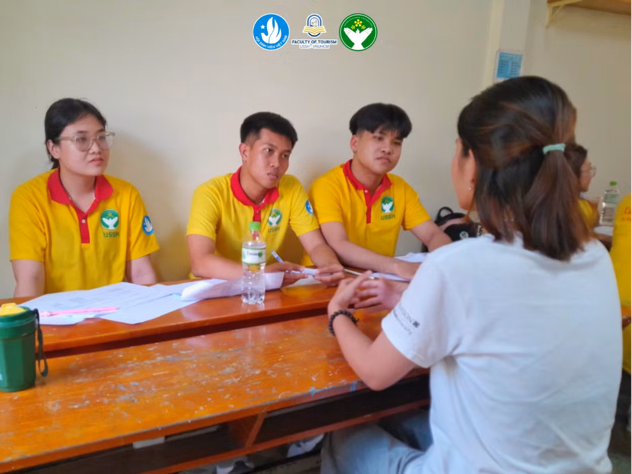 Khoa Du lịch, trường ĐH KHXH&amp;NV, ĐHQG TP. HCM cũng tổ chức tuyển tình nguyện viên tham gia chương trình 'Xuân Tình nguyện 2023'.
