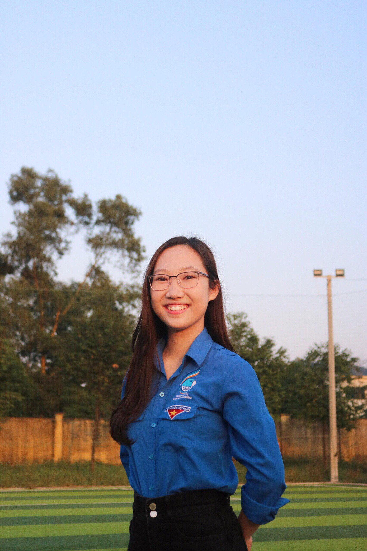 Dù đã thay đổi lịch học nhưng My vẫn quyết định ở lại KTX để làm việc và học thêm những kỹ năng khác.