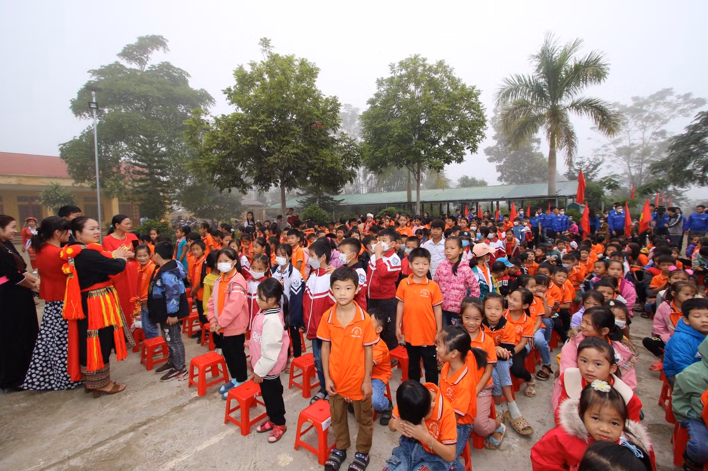 Các em học sinh tại trường Tiểu học Phúc Sơn, huyện Lâm Bình. Các em học sinh tại trường Tiểu học Phúc Sơn, huyện Lâm Bình.