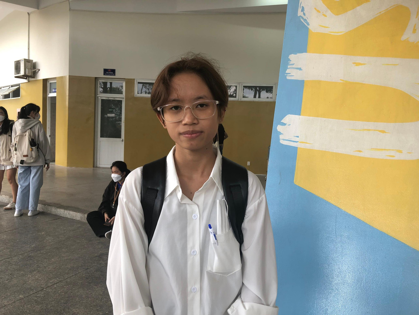 Anh Quân trong ngày đầu đến trường nhập học.