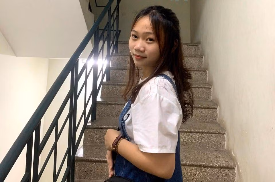 Hương đồng thời còn là thủ khoa khối C tỉnh Hà Tĩnh năm 2021.
