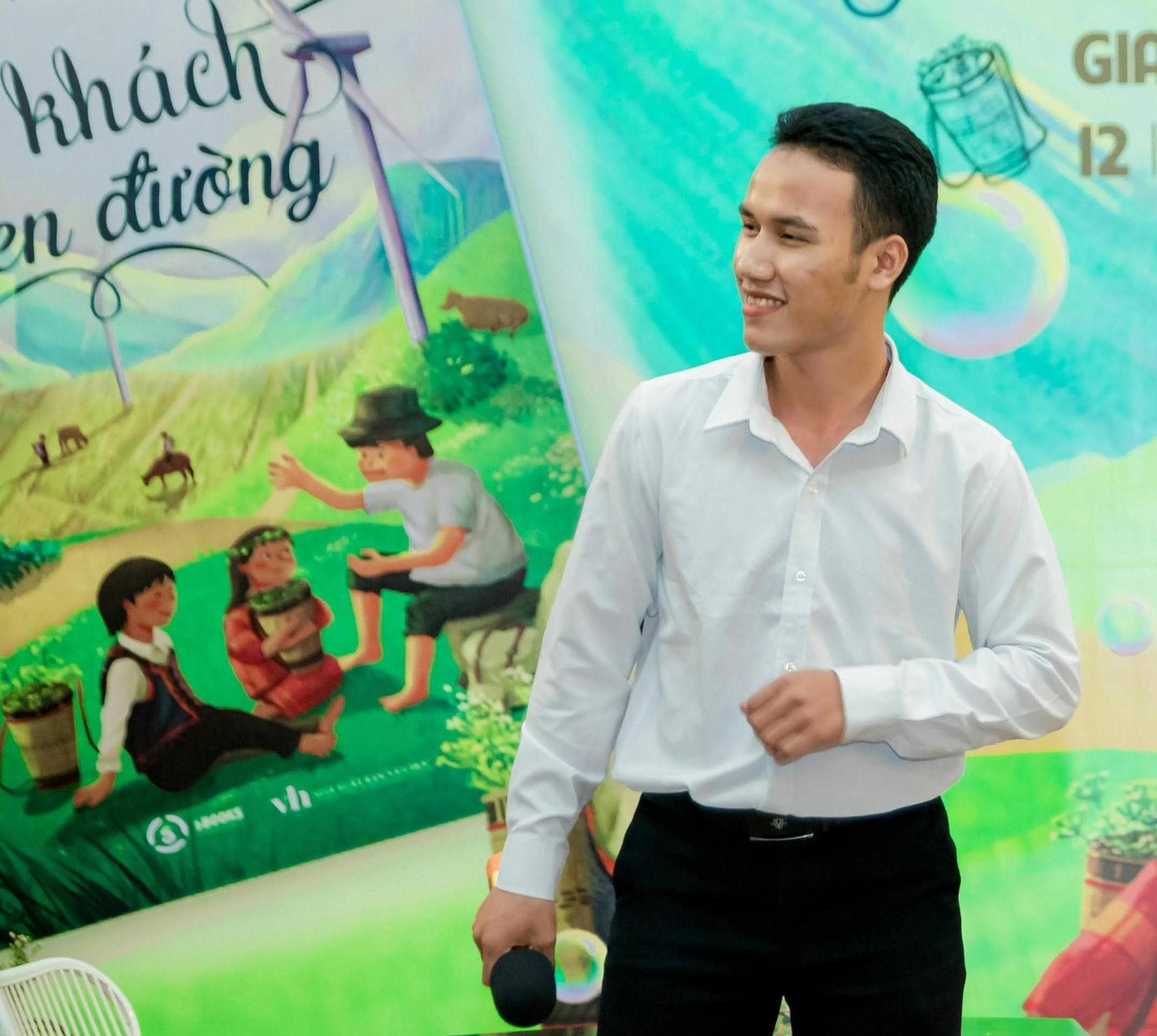 Trân vẫn đang nỗ lực hết mình với hướng đi mà anh lựa chọn.