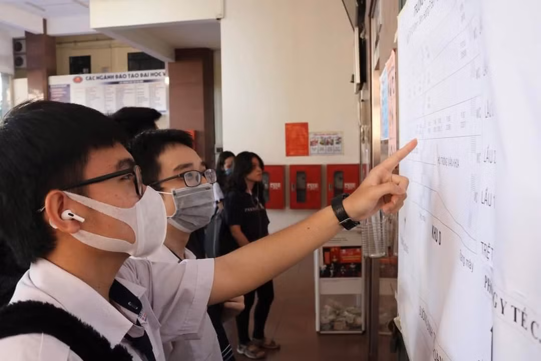 Với đề xuất này sẽ thuận lợi cho các thí sinh vì tình hình dịch vẫn đang diễn biến phức tạp tại TP. HCM hiện nay. (Ảnh: ĐHQG TP. HCM)