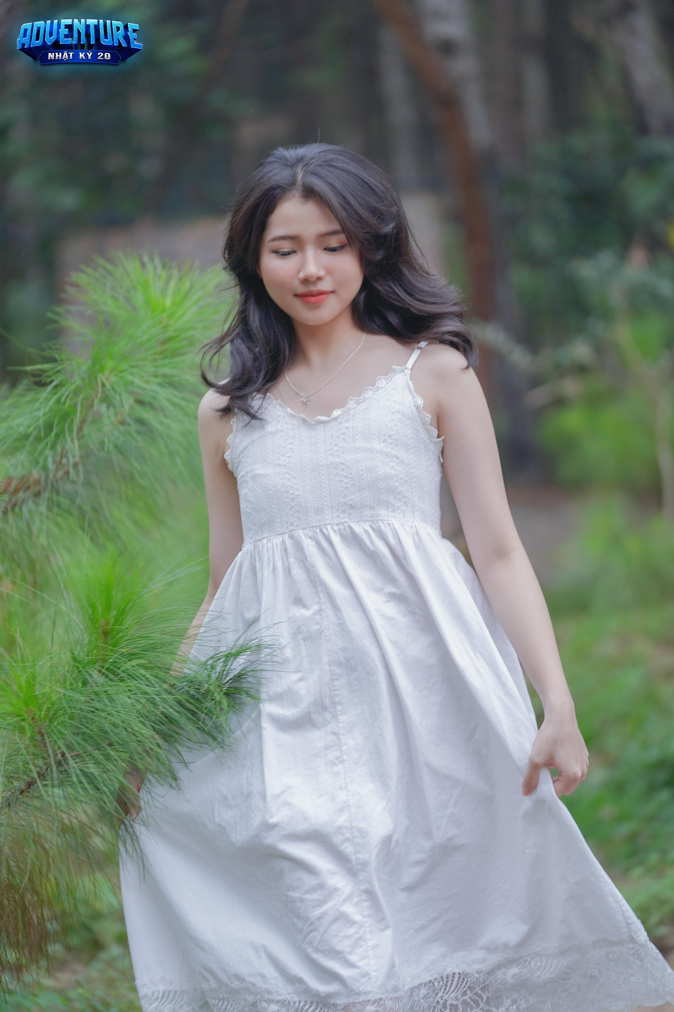 Cô gái đã thoát ra khỏi vùng an toàn mà bản thân trú ngụ bấy lâu, bắt đầu hành trình chinh phục thế giới đầy sự mới mẻ và những bất ngờ ở phía trước. Đôi khi, vượt qua khỏi vùng an toàn có thể mang đến cho ta cảm giác thỏa mãn nhiều hơn bất kì chiến thắng nào và chứng minh rằng ta mạnh mẽ hơn những gì mình nghĩ.