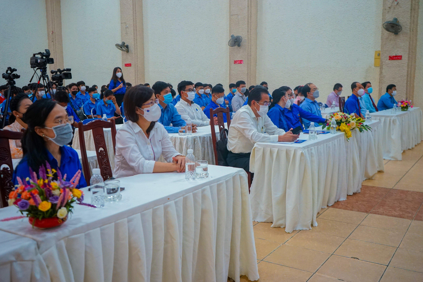 Dự Lễ khai mạc Hội thi có anh Nguyễn Bá Cát (Ủy viên BCH, Phó Trưởng ban Thanh niên trường học T.Ư Đoàn), chị Phan Thị Thanh Phương (Bí thư Thành Đoàn TP. HCM, Chủ tịch Hội Sinh viên TP. HCM), ông Nguyễn Văn Lâm (PGĐ Sở Lao động - Thương binh - Xã hội TP. HCM).