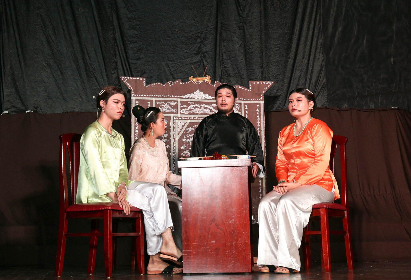 Một vở diễn của MIR Club.