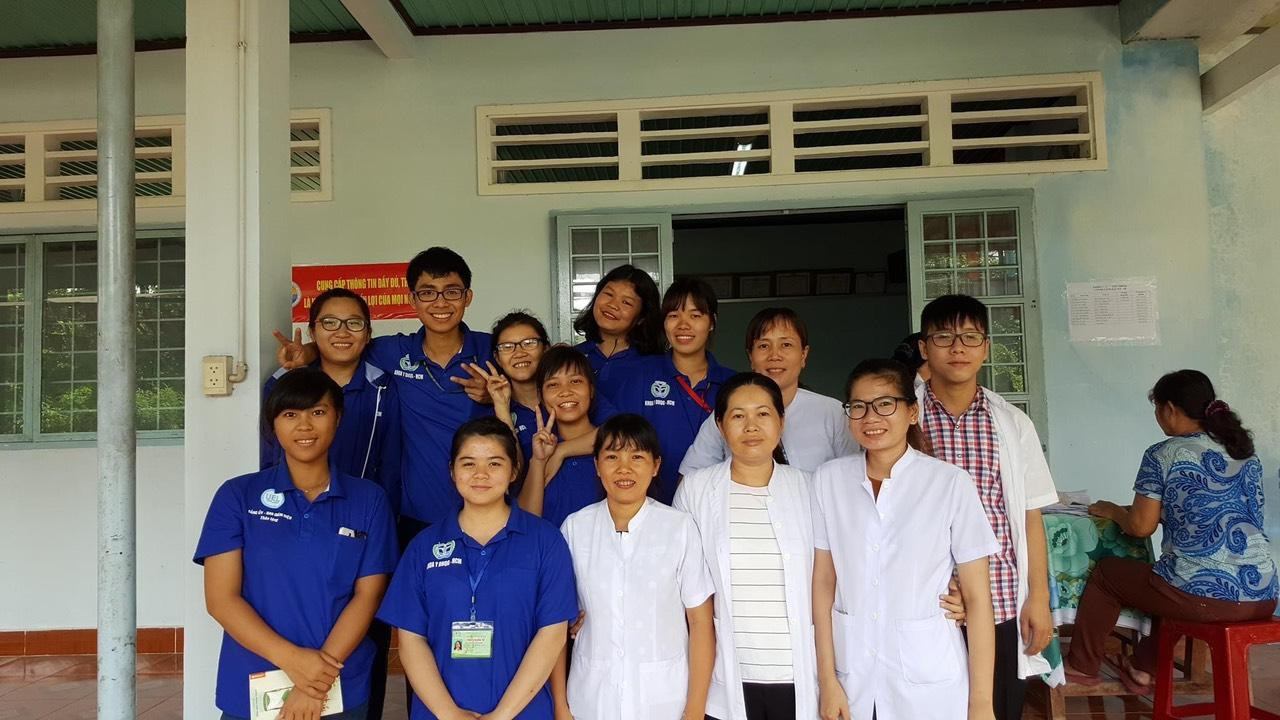 'Mùa Hè Xanh' của những sinh viên khoa Y (ĐHQG TP. HCM) năm trước.