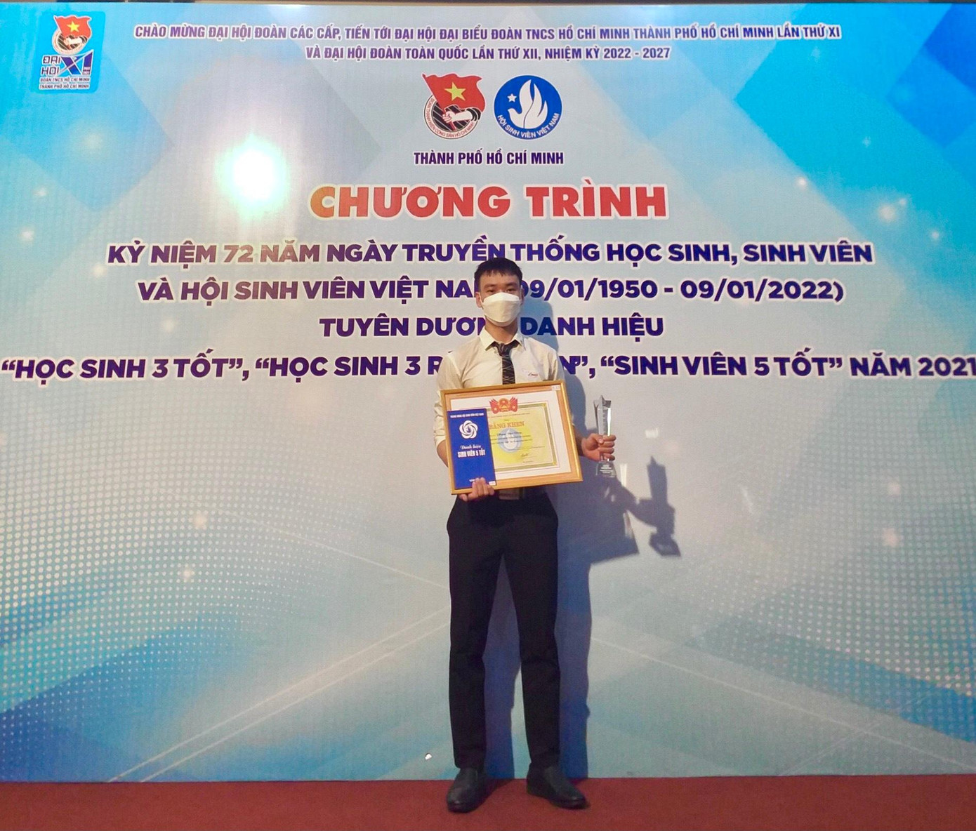 Đức Công nhận danh hiệu "Sinh viên 5 tốt" cấp Trung ương năm 2021. Đức Công nhận danh hiệu "Sinh viên 5 tốt" cấp Trung ương năm 2021.