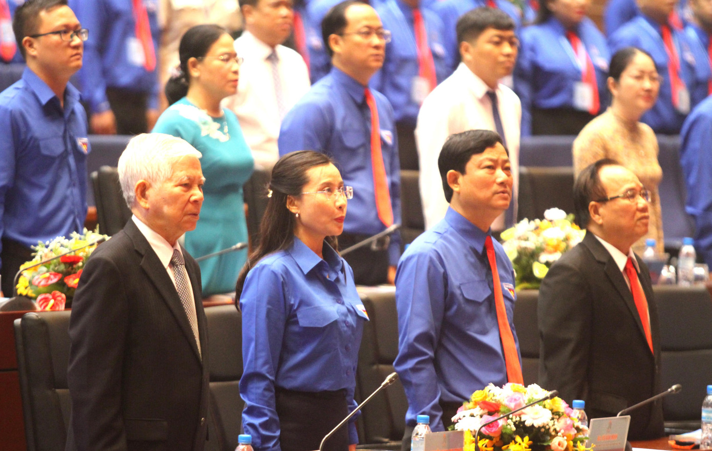 Nguyên Chủ tịch nước Nguyễn Minh Triết; chị Nguyễn Phạm Duy Trang – Bí thư BCH T.Ư Đoàn, Chủ tịch Hội đồng Đội T.Ư và các vị lãnh đạo dự Đại hội. (Ảnh: Hương Chi) Nguyên Chủ tịch nước Nguyễn Minh Triết; chị Nguyễn Phạm Duy Trang – Bí thư BCH T.Ư Đoàn, Chủ tịch Hội đồng Đội T.Ư và các vị lãnh đạo dự Đại hội. (Ảnh: Hương Chi)