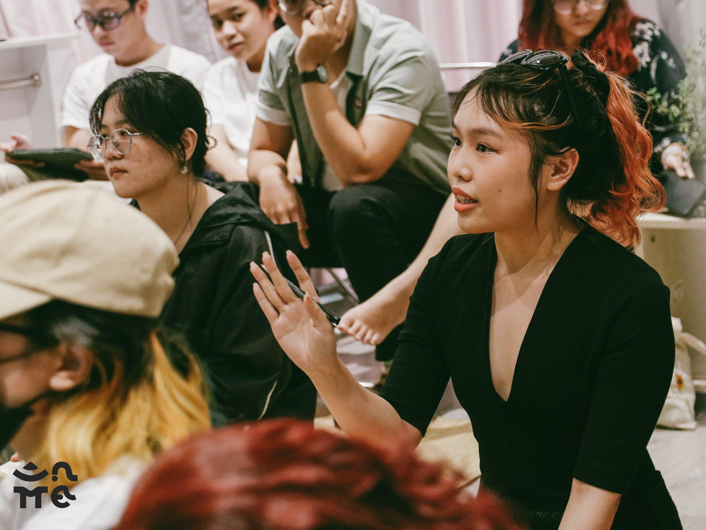 “Lớp học mùa mưa” được các bạn trẻ quan tâm.