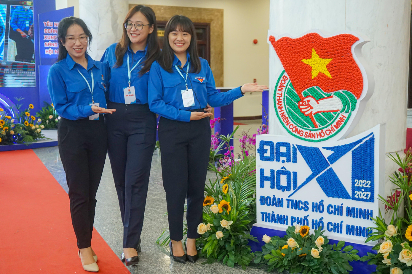 Không khí chào mừng Đại hội Đoàn TNCS Hồ Chí Minh TP. HCM lần thứ XI, nhiệm kỳ 2022 - 2027 diễn ra tại khắp Thành phố.