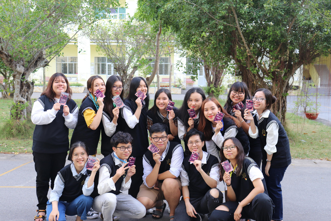 Đến năm hoạt động thứ tư, 'Reunion' mới có được bộ máy nhân sự tương đối ổn định.