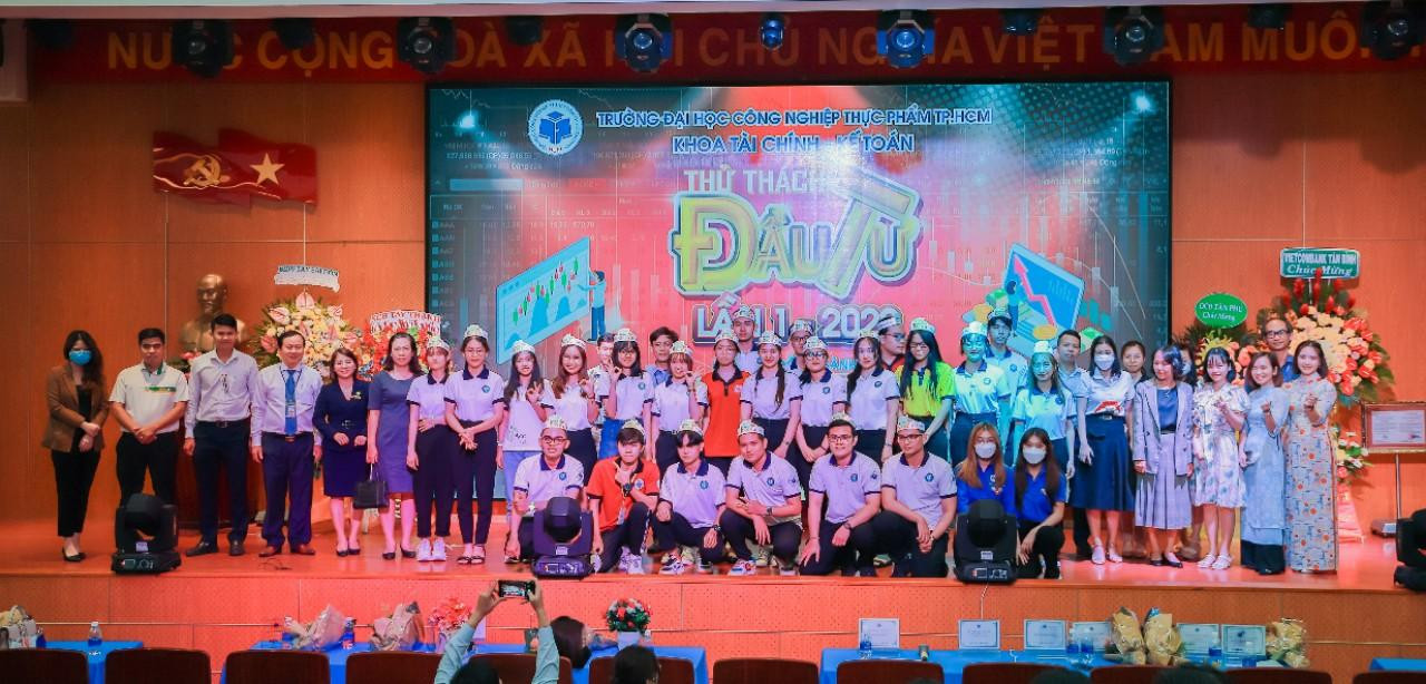 5 đội thi xuất sắc đã giành vé vào vòng trong cuộc thi. 5 đội thi xuất sắc đã giành vé vào vòng trong cuộc thi.