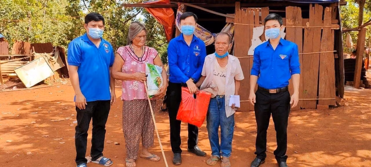 Anh Hoàng và nhiều đoàn viên tại xã Nghĩa Trung hy vọng Đại hội Đoàn toàn quốc lần thứ XII sẽ đề xuất thêm nhiều chính sách hỗ trợ đoàn viên, thanh niên người dân tộc thiểu số.