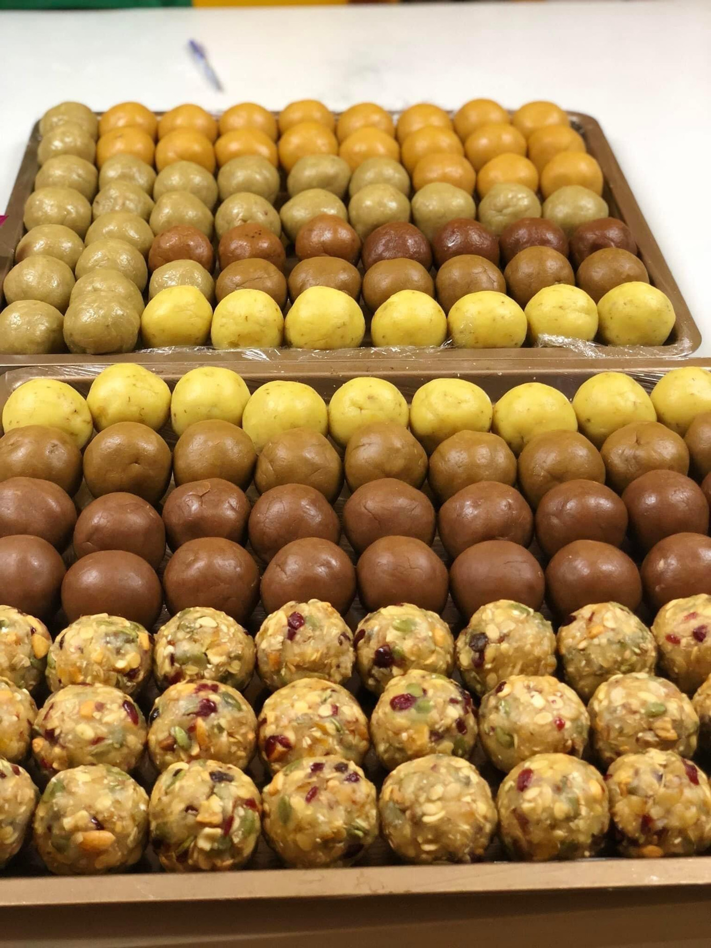 Nhân bánh Trung Thu 'handmade' cũng rất đa dạng. Nhân bánh Trung Thu 'handmade' cũng rất đa dạng.