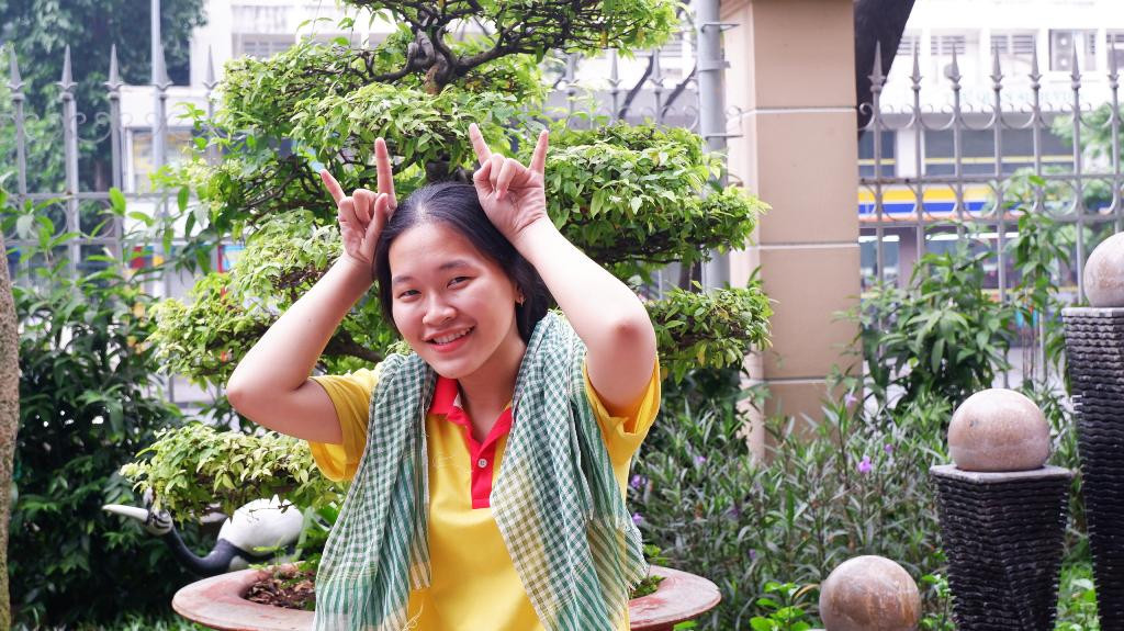 Lâm Quỳnh Như (Ban Tổ chức) chia sẻ về những khó khăn khi thực hiện chương trình.