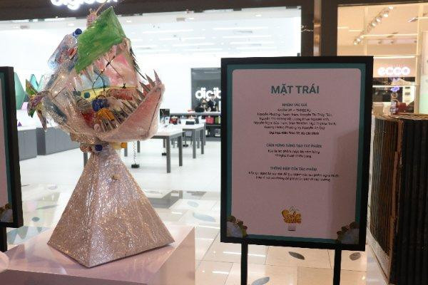 Tác phẩm Mặt trái của nhóm sinh viên trường ĐH Kiến trúc TP. HCM.