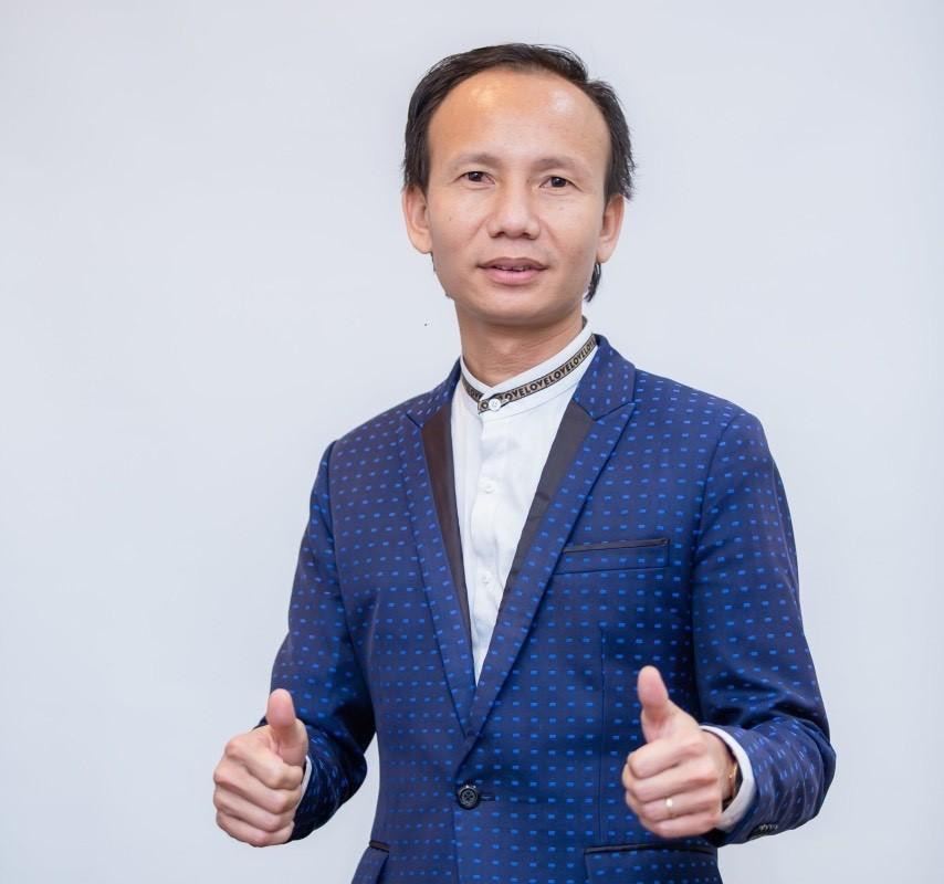 TS Huỳnh Anh Bình chia sẻ: "Các bạn thí sinh hãy chọn cách chào đón mùa thi một cách thoải mái để đạt được trạng thái tốt nhất trong mùa thi này'. TS Huỳnh Anh Bình chia sẻ: "Các bạn thí sinh hãy chọn cách chào đón mùa thi một cách thoải mái để đạt được trạng thái tốt nhất trong mùa thi này'.