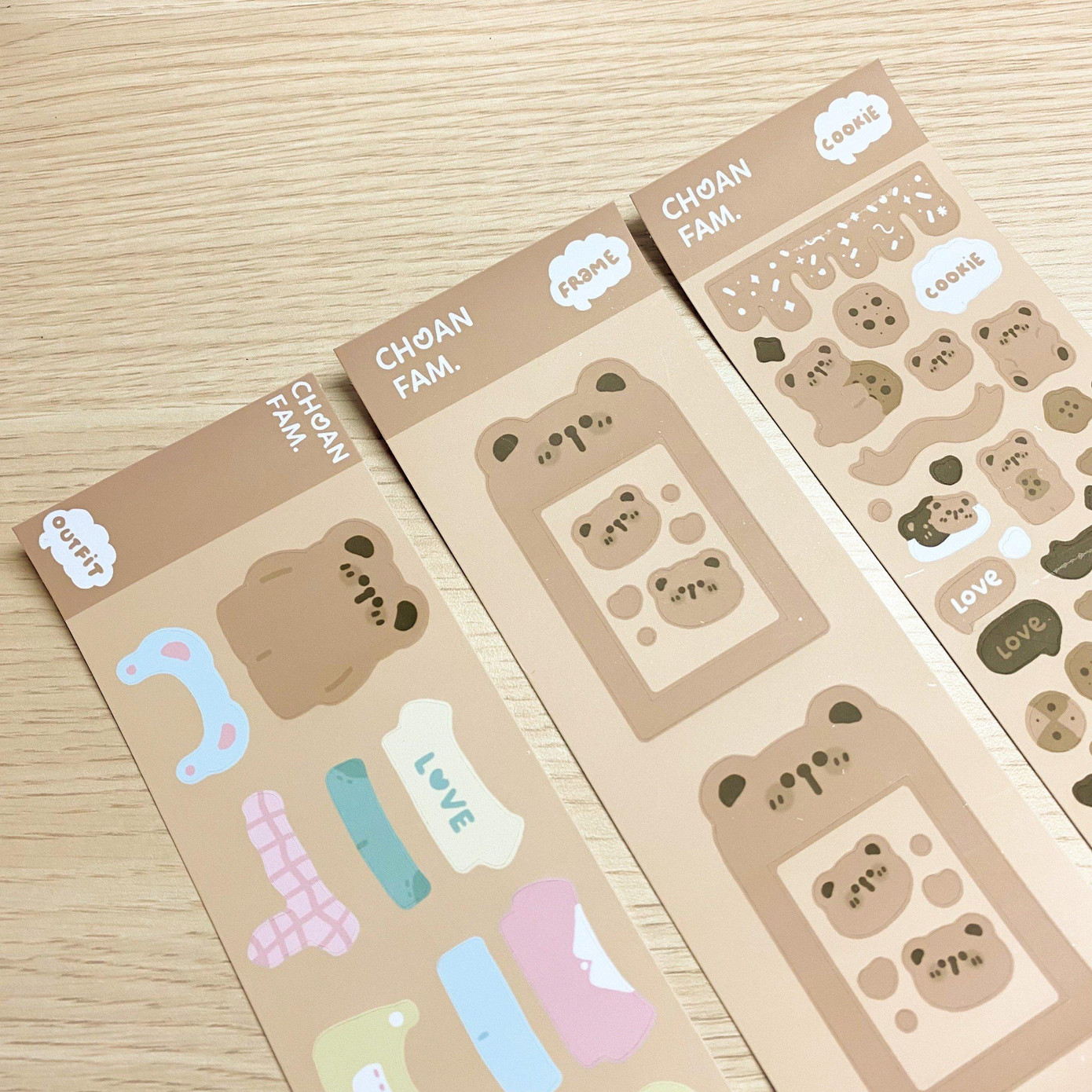 Những tấm sticker do Trang thiết kế. Những tấm sticker do Trang thiết kế.