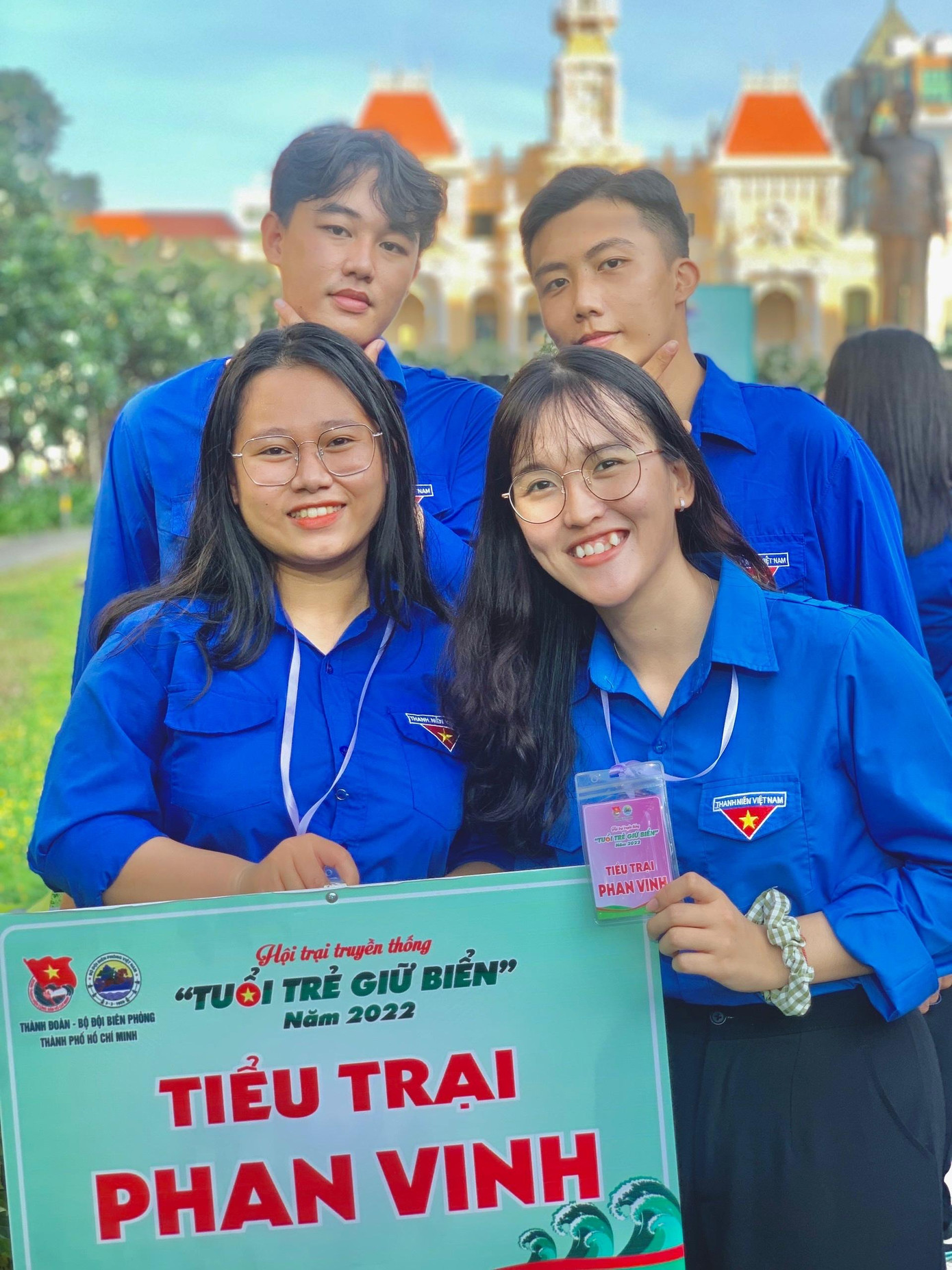 Trang Nhã (bên trái) tích cực tham các hoạt động Đoàn - Hội do Thành Đoàn TP. HCM tổ chức. (Ảnh: NVCC) Trang Nhã (bên trái) tích cực tham các hoạt động Đoàn - Hội do Thành Đoàn TP. HCM tổ chức. (Ảnh: NVCC)