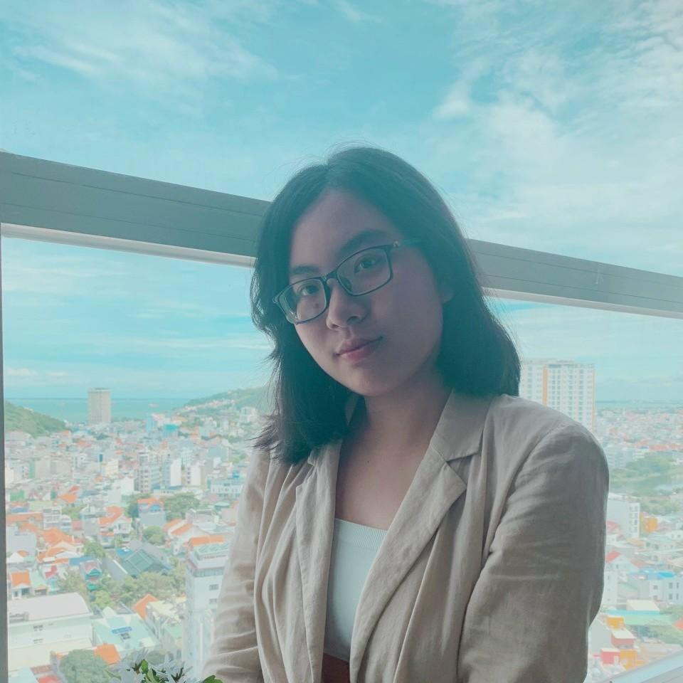 Uyên tích cực tham gia các hoạt động để kết nối nhiều bạn bè hơn, phát triển bản thân, cũng như cống hiến cho mọi người. Uyên tích cực tham gia các hoạt động để kết nối nhiều bạn bè hơn, phát triển bản thân, cũng như cống hiến cho mọi người.