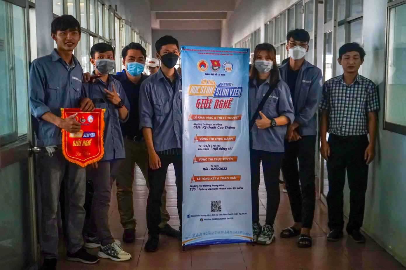 "Mình cho rằng, đây là một môi trường khác tốt để tô luyện cho bản thân, đồng thời thông qua sân chơi này mình có cơ hội được giao lưu với nhiều bạn mới, mở mang được nhiều thứ mới mẻ hơn cho mình", thí sinh Trâm Anh chia sẻ.