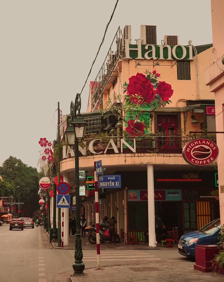 Hà Nội từ góc nhìn của Đông Chí Nguyên.