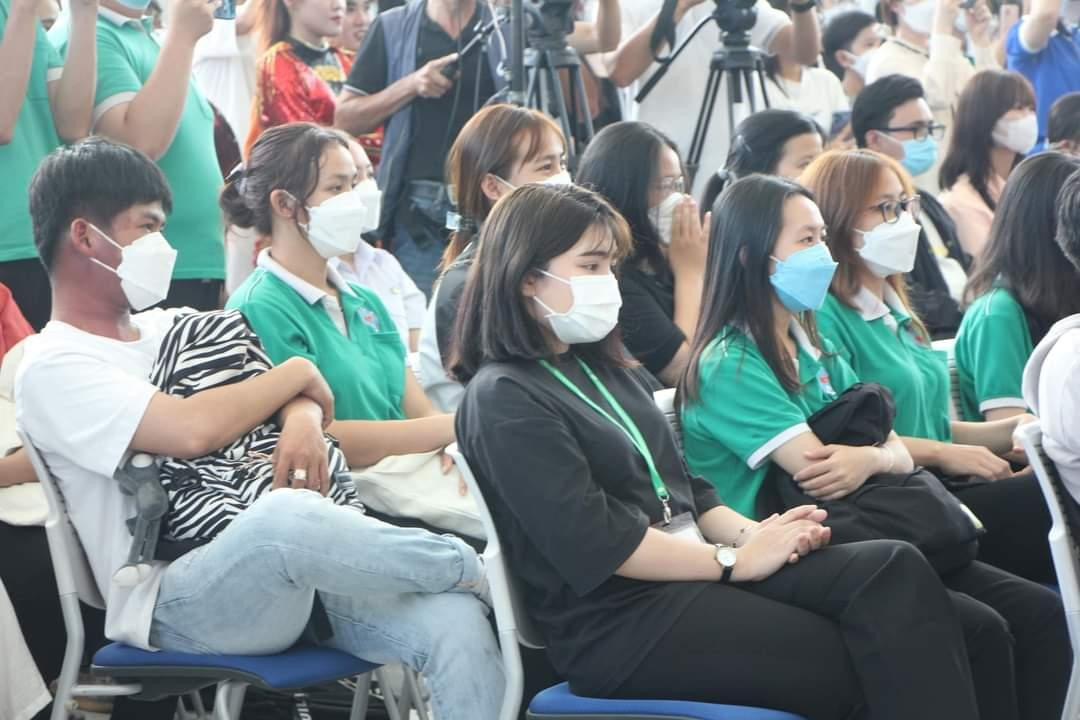 Đông đảo các bạn sinh viên đã tham dự chuỗi hoạt động này. Đông đảo các bạn sinh viên đã tham dự chuỗi hoạt động này.