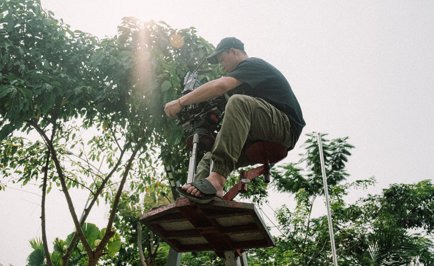 Mạo hiểm với những góc quay trên cao để bộ phim hoàn chỉnh nhất.