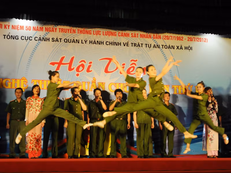 Đoàn diễn của Tổng cục chính trị hậu cần