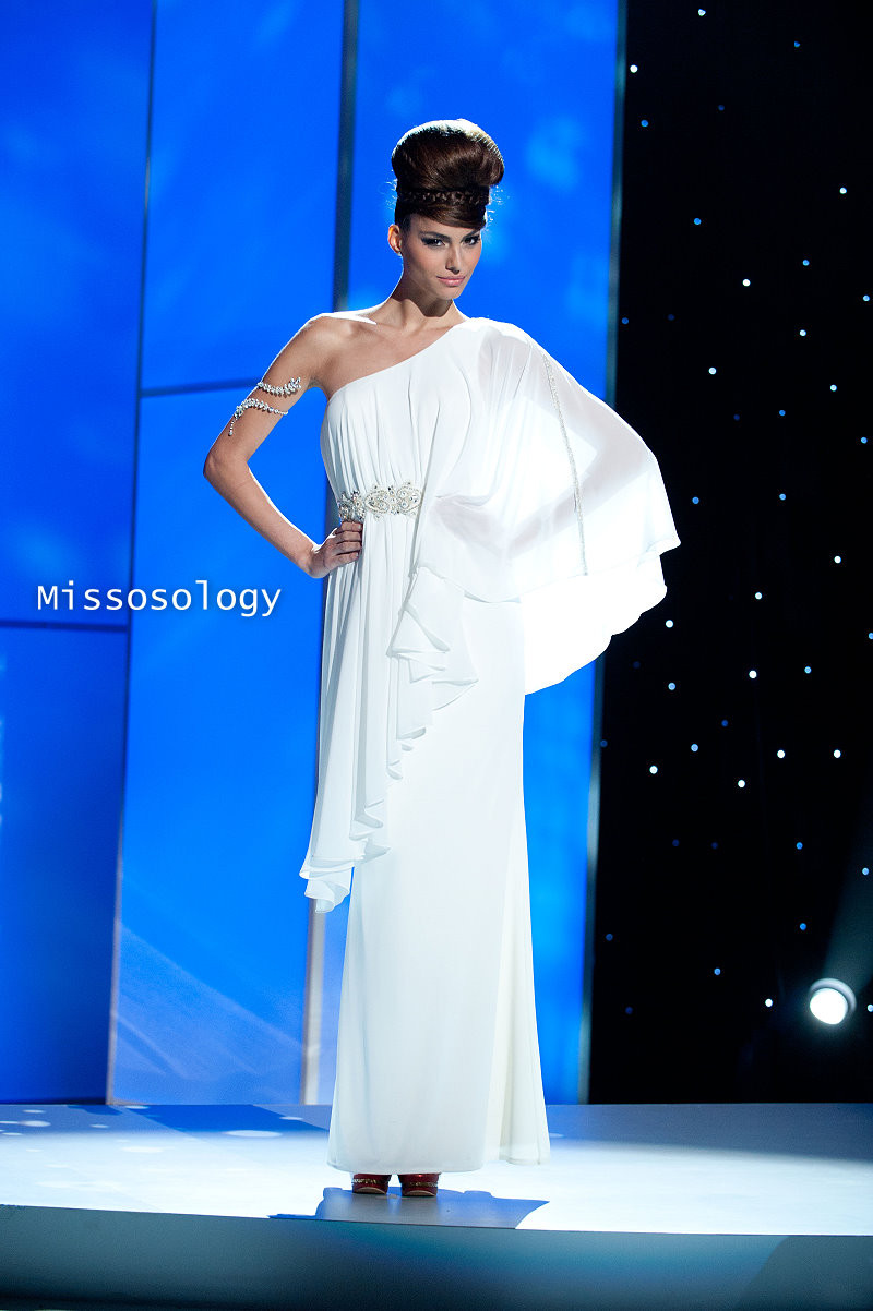 Hoa hậu Hy Lạp đẹp như nữ thần