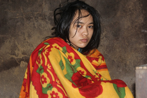 Xót xa cậu bé học giỏi lên xã xin quan tài về chôn cất cha ảnh 2