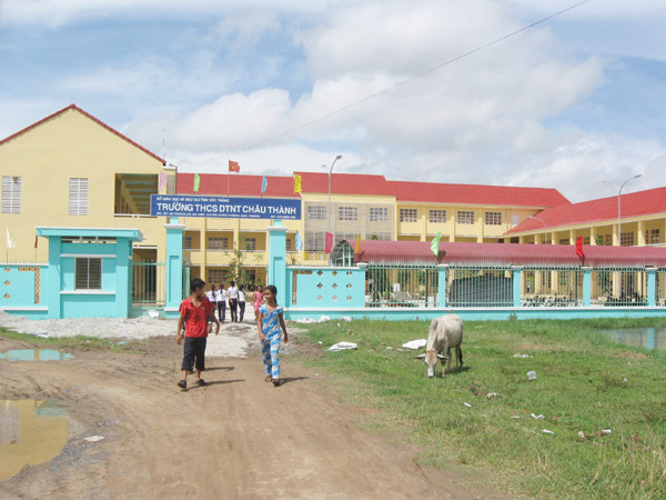 Trường THCSDTNT huyện Châu Thành