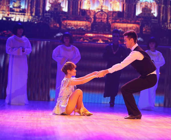 Trà My Idol được bạn nhảy tặng nhẫn đính hôn siêu 'khủng' ảnh 5