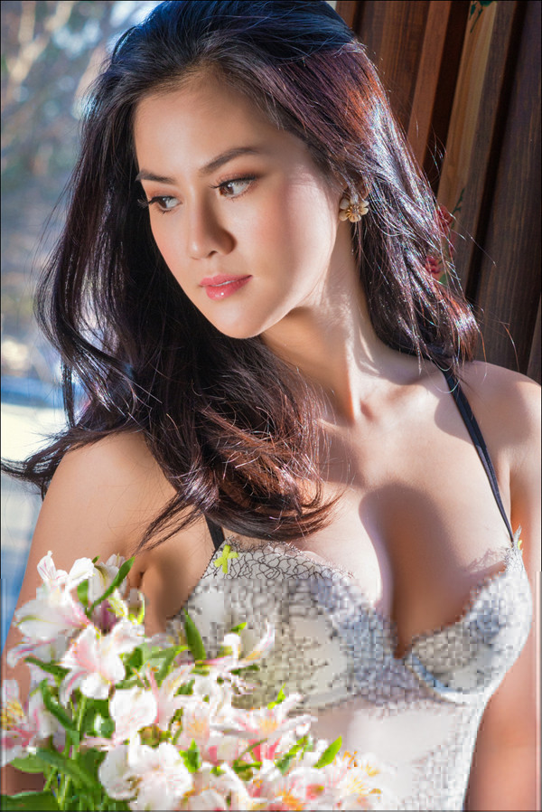  Tristine Trâm Bùi lần đầu chụp ảnh nội y ảnh 6