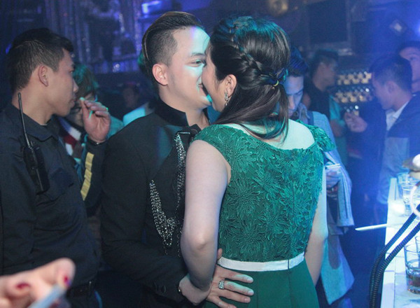 Cao Thái Sơn được 'fan cuồng' tặng nhẫn kim cương ảnh 4