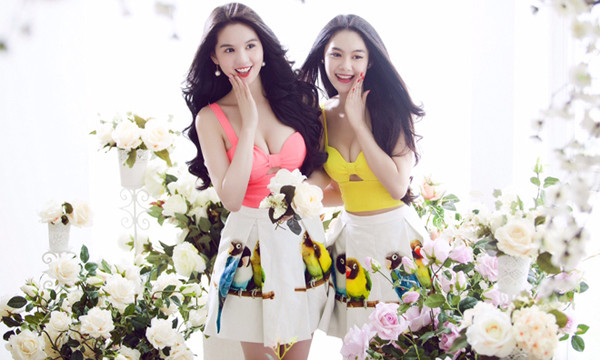 Ngọc Trinh, Linh Chi mặc váy đôi, đọ vòng 1 bốc lửa ảnh 4