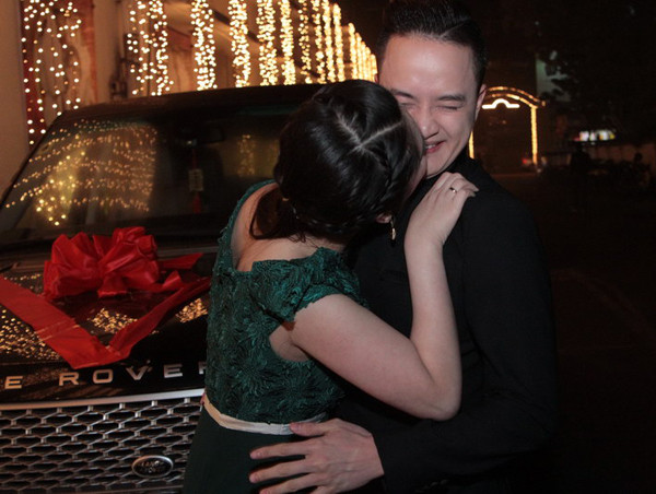 Cao Thái Sơn được 'fan cuồng' tặng nhẫn kim cương ảnh 3