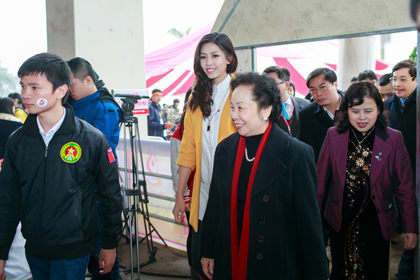 Nguyễn Thị Loan tích cực kêu gọi hiến máu ảnh 3