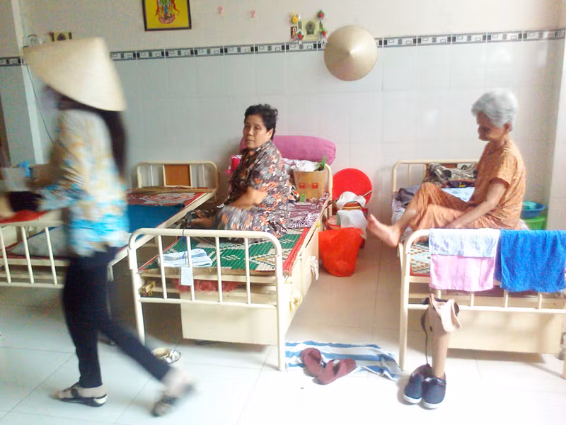 Dừng bước trong chùa Lâm Quang