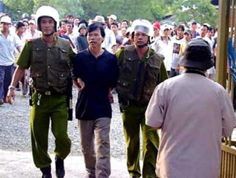 Tên tội phạm 'ăn tình' bỉ ổi trong giới giang hồ ảnh 2