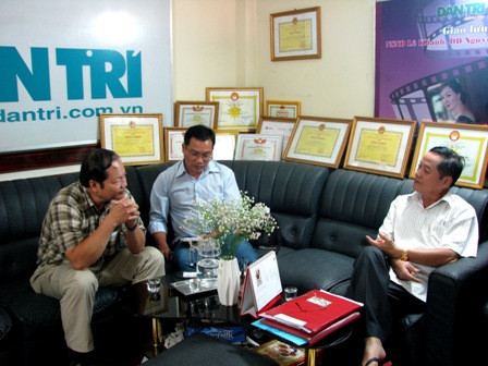 Nạp thẻ cào 'nhặt ở bãi rác', nhà mạng trừ sạch tiền ảnh 2