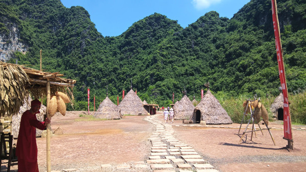 Ngắm phim trường 'Kong-Skull Island' ở khu du lịch Tràng An trước ngày tháo dỡ ảnh 5